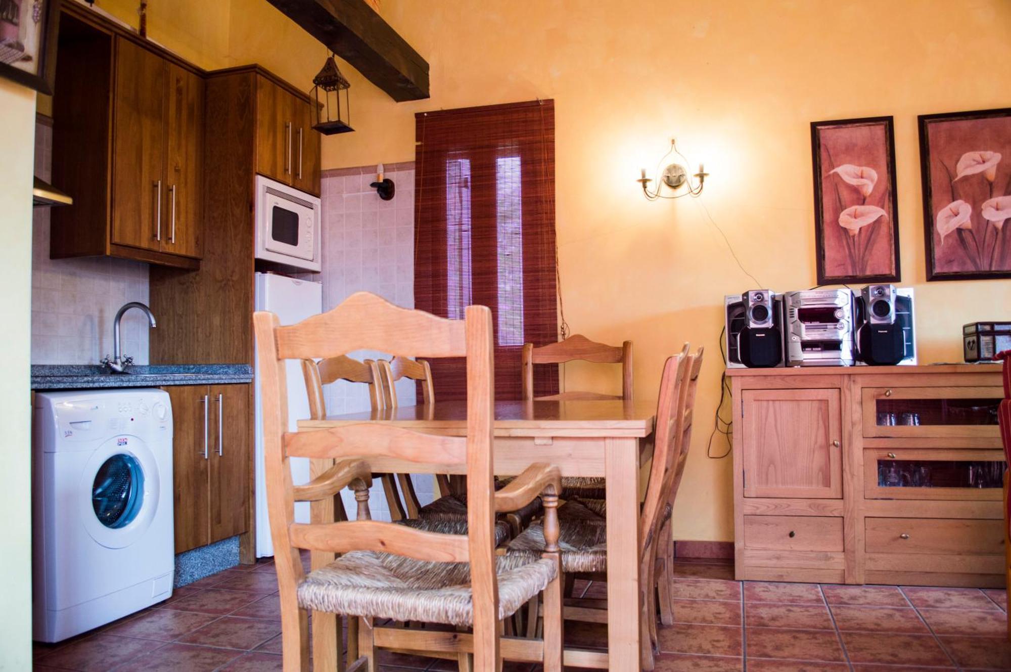 Apartamentos Rurales Alvado Tamajon エクステリア 写真