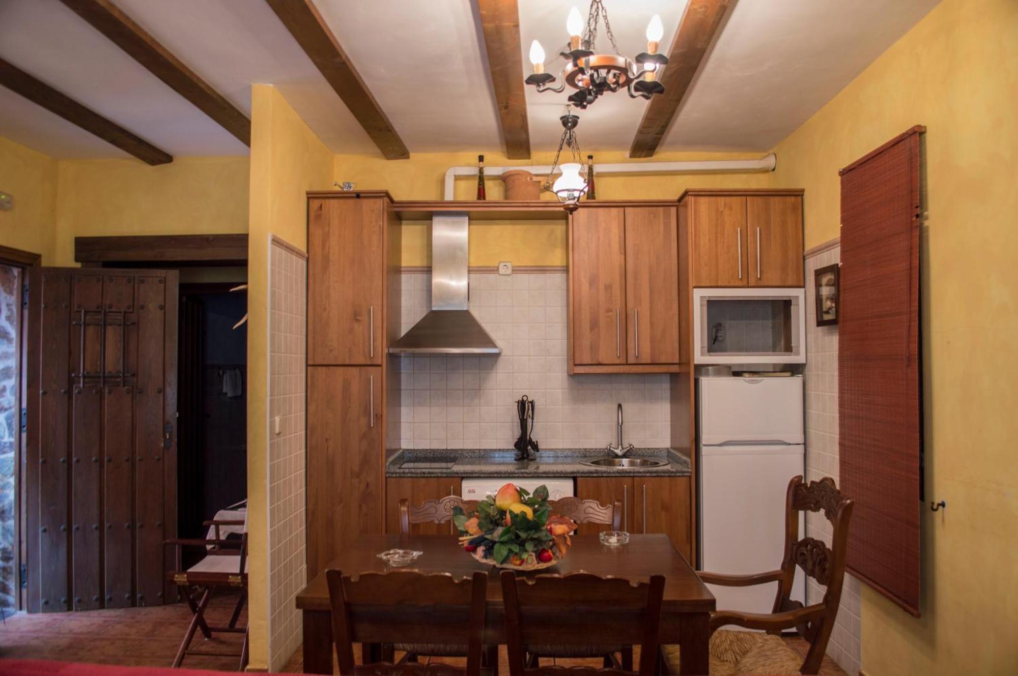 Apartamentos Rurales Alvado Tamajon エクステリア 写真